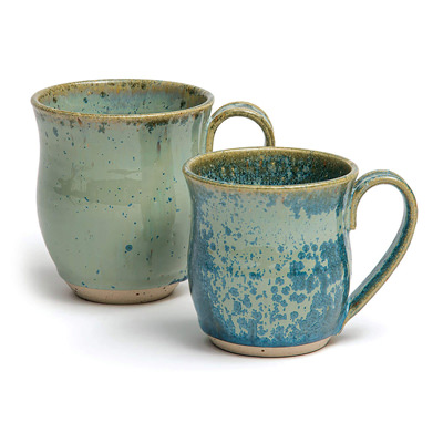 Craft pottery cups and mugs