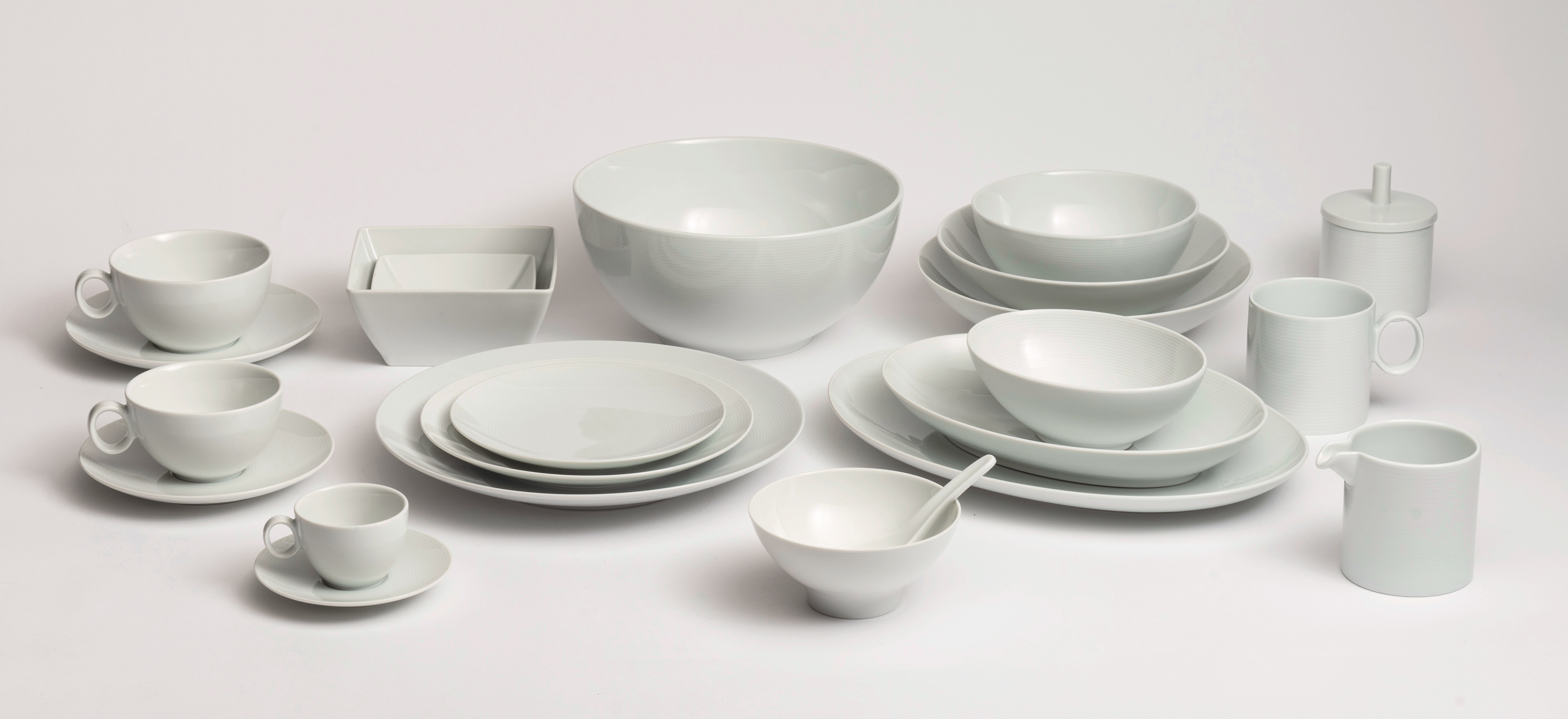 Rosenthal Thomas Loft porcelain on a grey background.