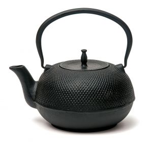 Black cast iron teapot 1.5lt