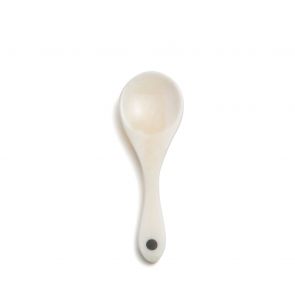 Buffalo horn and bone salt/pepper spoon, black dot 6cm