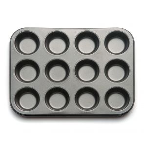 Master Class 12-cup muffin sheet