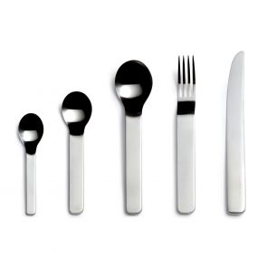 Minimal five-piece cutlery place setting