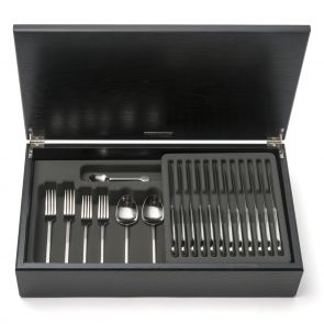 Hoffmann 44-piece cutlery canteen oak